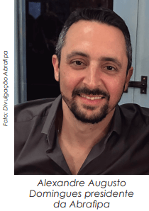 Filtros residenciais com tecnologias dinâmicas e designs futuristas para água de qualidade e beleza  